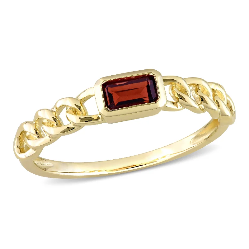 frond leaf ring-1/3 CT TGW Octagon Garnet Link Ring in 10k Yellow Gold