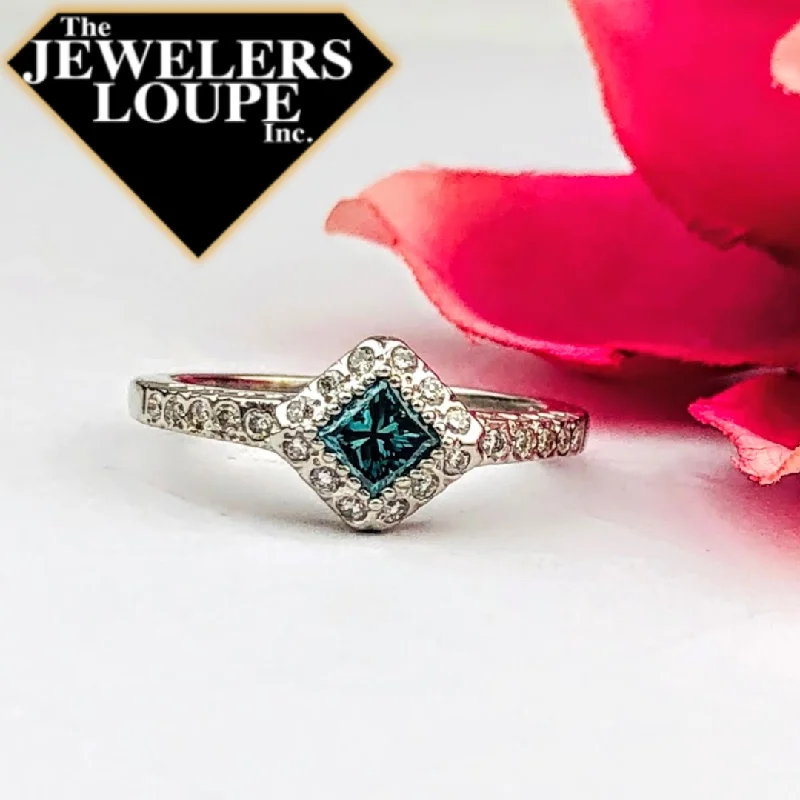 leafy-inspired band ring-14K White Gold .72ctw Color Enhanced Blue and White Diamond Ring (84209)