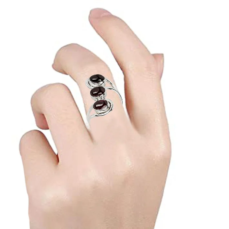 flow gemstone ring-925 Sterling Silver Red Garnet 3-Stone Ring