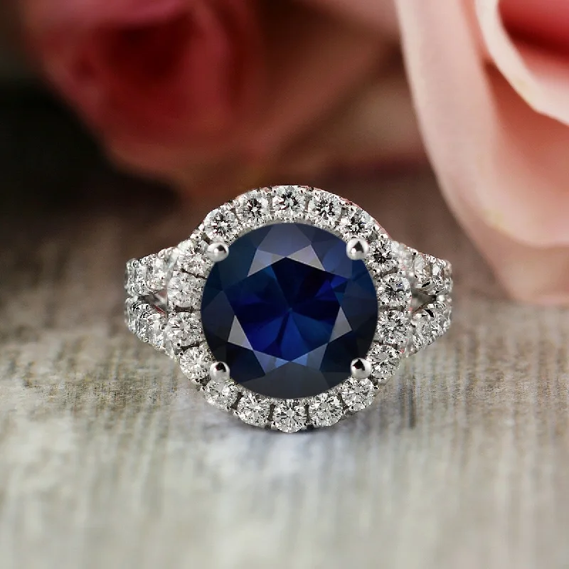 retro-style ring-Auriya 18k Gold 4ctw Blue Sapphire Halo Diamond Engagement Ring 2ct TDW (H-I, VS1-VS2)