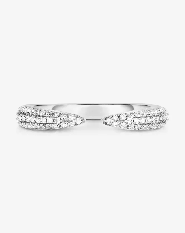 luxurious diamond ring-Triple Row Diamond Claw Ring