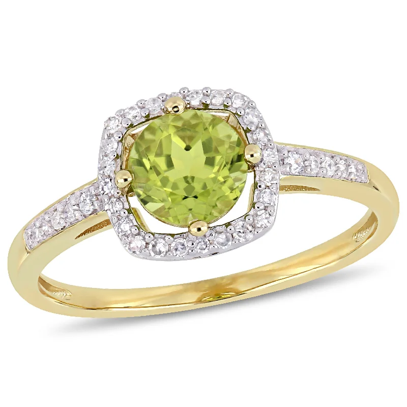 luxurious silver ring-Mimi & Max 7/8ct TGW Peridot and 1/7ct TDW Diamond Halo Ring in 10k Yellow Gold