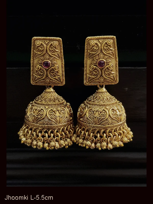 thin gold earrings-Rectangular top with self design ruby stone jhoomki